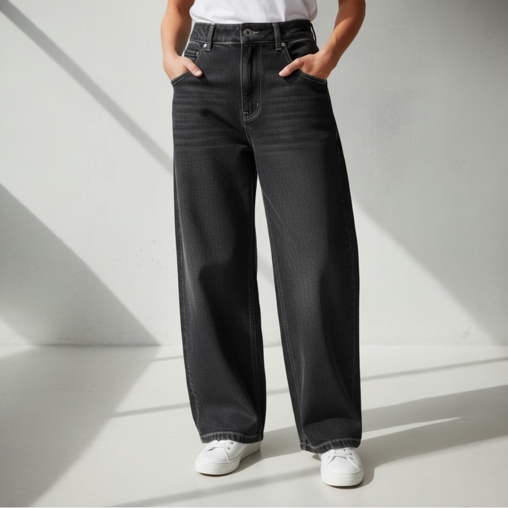 NWT Eddie Bauer Women's—Black—Denim—Curvy—High-Wasted—Wide—Leg Jeans